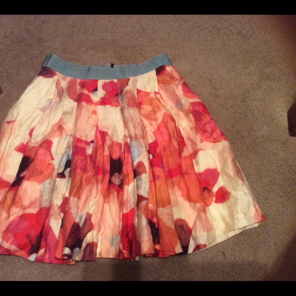 Loft size 0 skirt
